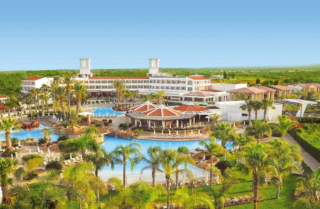 Το θέρετρο OLYMPIC LAGOON RESORT AGIA NAPA Ένας προορισμός Ένας ολόκληρος νέος κόσμος Λίγα λεπτά πριν φτάσετε στην Αγία Νάπα, θα εντοπίσετε τις τεράστιες εγκαταστάσεις του Olympic Lagoon Resort 150