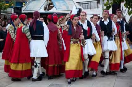 Λεωνίδιο Αρκαδίας Χαρακτηριστικό και πασίγνωστο είναι το Πάσχα στο Λεωνίδιο, κατά το οποίο συνδυάζονται :