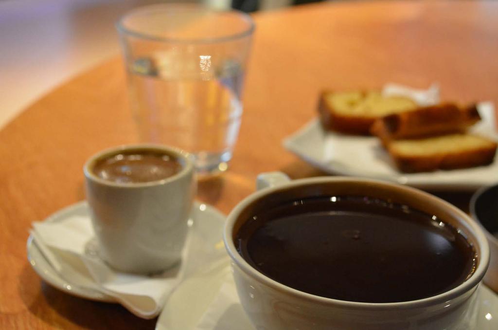 2. Διοργάνωση Coffee Days : διοργάνωση ειδικού γεγονότος 5ήμερης διάρκειας με κεντρικό θέμα τον καφέ και δημιουργία ειδικής ιστοσελίδας LarissaCoffeeDays.