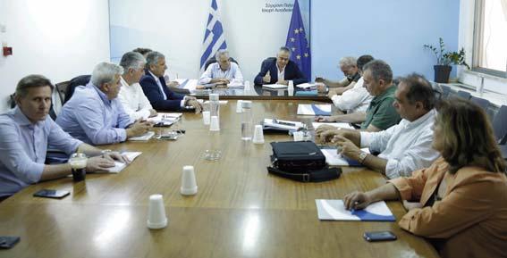 ATTIKO BHMA 5 αυτοδιοίκηση Eëåýèåñï BHMA Μεταρρύθμιση στην Αυτοδιοίκηση ή απλώς «εκλογικός νόμος»; Έπειτα από δύο χρόνια αναμονής για την κατάθεση ενός νομοσχεδίου για την Τοπική Αυτοδιοίκηση, το