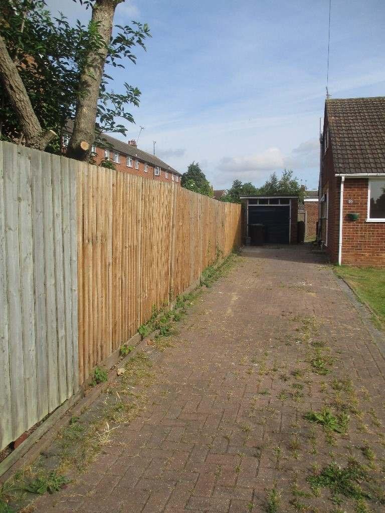 55 Ριϖερ ςιεω ΧΤ2 0ΛΦ Παγε 50 FRONT GARDEN 148.