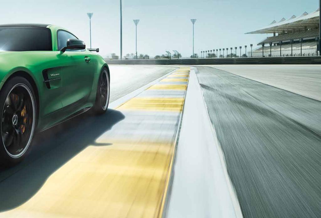 Σχεδιάστηκε για αγώνες ταχύτητας. Κατασκευάστηκε για το δρόμο. Η Mercedes-AMG GT R. Εδώ και δεκαετίες, αναμετρούμαστε με τους καλύτερους του μηχανοκίνητου αθλητισμού.