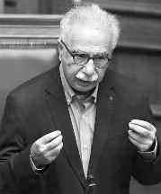 Να βρεθεί αμέσως λύση για να πληρωθούν οι κτηνίατροι ΙΔΟΧ των Περιφερειών που παραμένουν απλήρωτοι πάνω από 7 μήνες, απαιτεί η Ομοσπονδία Συλλόγων Υπαλλήλων Αιρετών Περιφερειών Ελλάδας (ΟΣΥΑΠΕ).