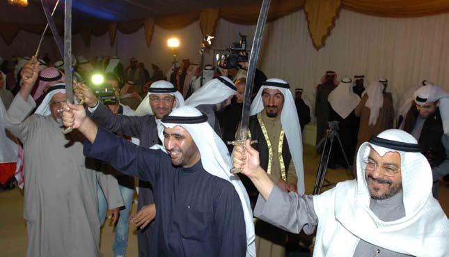 مجلس األمة الثالثاء فبراير خالل حفل عشاء بحضور حاشد من املهنئني في مقره االنتخابي بالقادسية املطر: املرحلة املقبلة يجب أن تكون مرحلة إجناز حكومي حقيقي واستقرار
