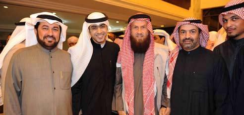 بثقة الشعب العرادة يطالب أعضاء السلطتني بأن يكونوا عونا للطبقة العاملة بارك رئيس االحتاد العربي لعمال البلديات والسياحة