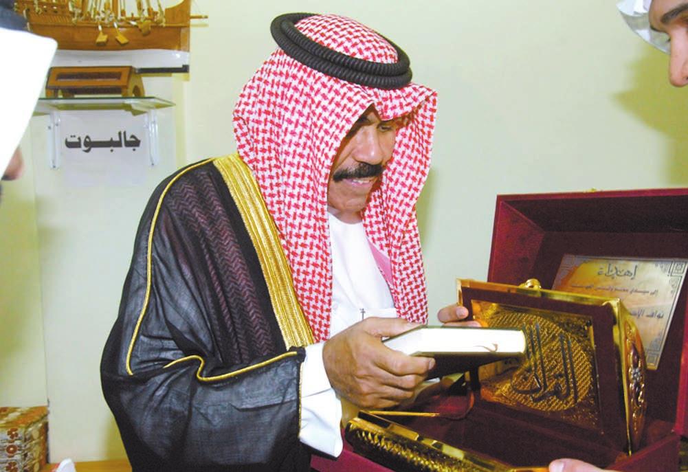 ومن الرعاية التعليمية إلى الرياضة حيث شمل سمو ولي العهد الشيخ نواف األحمد برعايته وحضوره حفل الهيئة العامة للشباب والرياضة لتكرمي الرياضيني املتميزين واملعتزلني للموسمني الرياضيني / و / في فندق