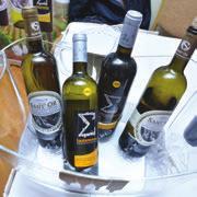 Στη διοργάνωση συµµετείχαν πολύ µικρά οινοποιεία µε παραγωγή µικρότερη από 50.