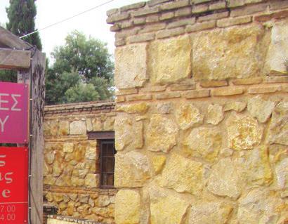 Τα κόκκινα κρασιά Αγιωργίτικο 2013 (και πάμε στα κόκκινα): Δείγμα από το βαρέλι, από σταφύλια που προέρχονται από το Λεόντιο Νεμέας.