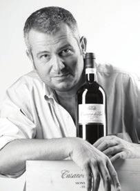 Εκεί βρίσκεται το σπίτι και το wine shop του Giacomo Neri, του ιδιοκτήτη του κτήματος, ο οποίος ζει εκεί μαζί με την οικογένειά του. Σε πολύ κοντινή απόσταση, διακρίνεις το οινοποιείο.