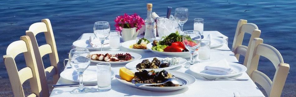 ταβέρνας, σπανακόπιτα, κεφτεδάκια και άλλα