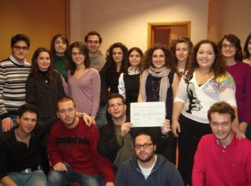 Με χαρά ςασ ανακοινϊνουμε ότι ζχει πλζον τεκεί ςε λειτουργία και θ νζα κεντρικι ιςτοςελίδα (site) τθσ Ε.Ε.Φ.Ι.Ε. τθν θλεκτρονικι διεφκυνςθ http://eefie.