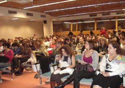 - ΗΜΕΡΙΔΕ Σο ετιςιο Επιςτθμονικό υνζδριο Φοιτθτϊν Ιατρικισ Ελλάδασ αποτελεί τθ