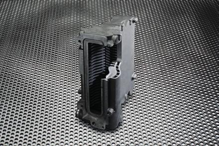 Materialului utilizat - aliaj special din aluminiu-siliciu-magneziu - [i grosimile considerabile de material ofer` o deosebit` rezisten]` la coroziune.
