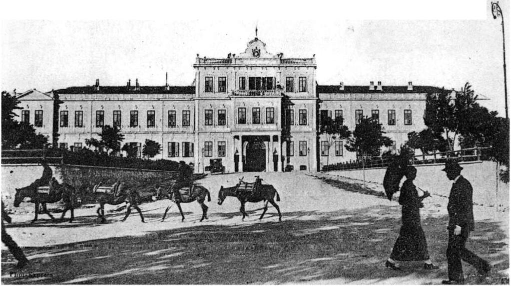 Στο διοικητήριο (σήμερα Υπουργείο Μακεδονίας-Θράκης) στεγαζόταν τουρ κική νομική σχολή. - 26.