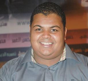 من اقترح االسم وانا من صمم الشعار فصعب جدا ان أغير اسم الفرقة كون»ستيج جروب«اسما اقترن باسم محمد احلملي وبعد املشاورات مع أصحاب»ستيج جروب«رفضوا ان يتنازلوا عن االسم والشعار فاضطررت ان أسميها»باك ستيج