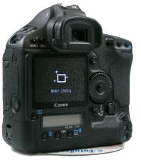 VeË fotografij iz prvega preizkusa na www.e-fotografija.si Canon EOS 1D Mk III - digitalni stroj Prva druæenja s kamero so za mano.