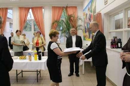 Μια αποστολική αποστολή, να κάνει τους ανθρώπους να γνωρίσουν και να αγαπήσουν τον Ιησού Χριστό με έναν ιδιαίτερο τρόπο, ευρισκόμενος ανάμεσα στους νέους, έγινε αποστολή παιδαγωγική.