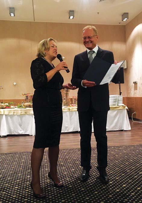 MED NAŠIMI LJUDMI Janez Škrabec prejel naziv častnega konzula Direktor podjetja Riko Janez Škrabec je postal častni konzul Republike Belorusije v Republiki Sloveniji.