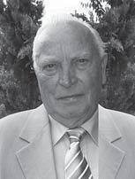 Antonu Berčanu za lep obred, gasilcem PGD Ribnica, Komunali Ribnica, pevcem in vsem, ki ste ga pospremili na njegovi zadnji poti.