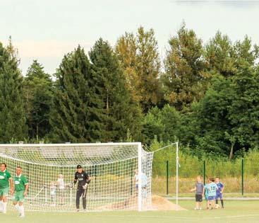 Z odprtjem delno obnovljenega stadiona Ugar se namenja pozornost konstantnemu ritmu prenove in dodelave zunanjega športnega kompleksa, ki je v preteklih tednih vidno spremenil svojo podobo.