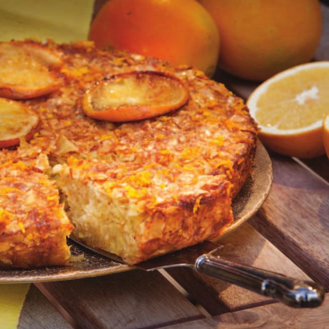 Πορτοκαλόπιτα Orange pie Υλικά Για την πορτοκαλόπιτα 450 γρ. φύλλο κρούστας 240 γρ. βούτυρο ανάλατο λιωμένο 150 γρ. ζάχαρη κρυσταλλική 400 γρ.