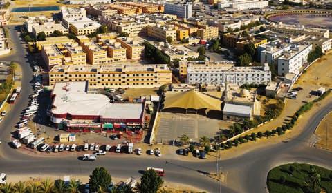 ١٢ مجمعات سكن العمال والموظفين في مجمع دبي تشهد طلبا متزايدا يششهد مجمع دبي للا س تشمار طلبا متزايدا على مس اكن العمال والموظفين في ظل تنامي المششاريع العمرانية في المناطق المجاورة له.