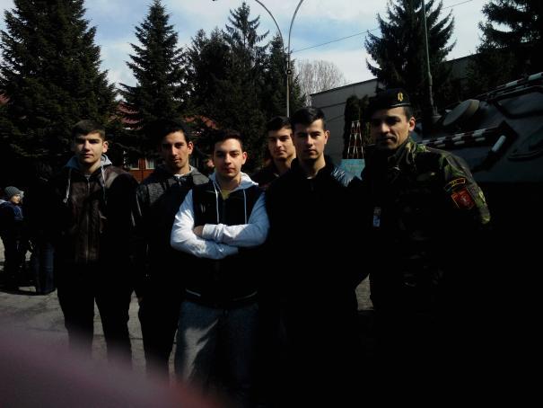 Școala altfel, într-o școală a viitorului - Colegiul Energetic, Rm. Vâlcea Ce înseamnă de fapt școala altfel?