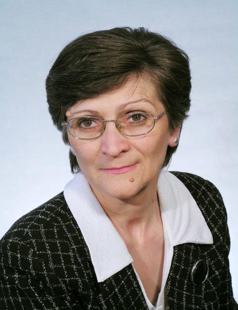 Premierea a fost efectuată de dl. prof. Cătălin Predescu, preşedintele clubului sportiv Lykaios, care a oferit echipament de joc şi mingi de antrenament tuturor echipelor participante.