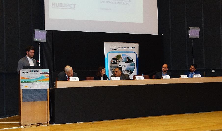 Εικόνα 6, Ομιλία κου Lasse Anbuhl από την Hubject σχετικά με την ηλεκτροκίνηση και τις τελευταίες τάσεις σε Ευρωπαϊκό επίπεδο κατά τη διάρκεια της συνεδρίας για τις Ευρωπαϊκές εξελίξεις στον τομέα