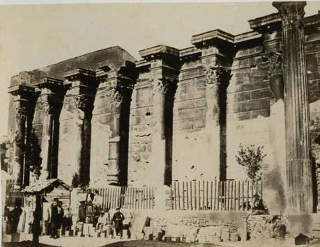 20. Φωτογραφία 378 COLOMBO COEN & Fils. Souvenir de Athènes. [π. 1875]. Ἄλμπουμ μέ 8 μικρές φωτογραφίες μνημείων τῆς Ἀθήνας, τυπώματα ἀλμπουμίνας, 100 x 130 mm.