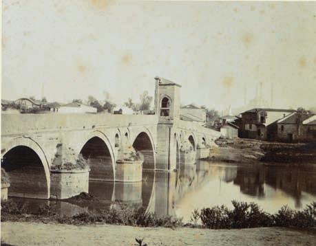Souvenir d Andrinople, 1907. Ἄλμπουμ μέ 9 φωτογραφίες μνημείων τῆς Ἀδριανούπολης, τυπώματα ἀργύρου, 225 x 290 mm., ἐπικολλημένα σέ χαρτόνια μέ ἐμπίεστο λευκό διακοσμητικό πλαίσιο καί φίρμα («D.