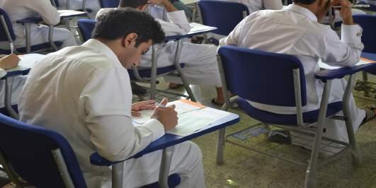 3-3 شروط القبول في مسار الكليات: يتم تحديد شروط القبول على مسارات الكليات من خالل الكليات المعنية وعمادة القبول والتسجيل ويتم اعتمادها من قبل مجلس الجامعة.