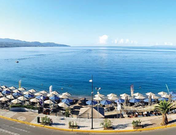 πλούσιο ψυχαγωγικό πρόγραμμα και διασκέδαση.