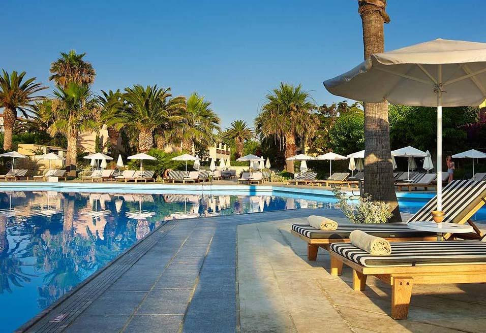 ASTERION LUXURIOUS BEACH HOTEL & SUITES 5* ΠΛΑΤΑΝΙΑΣ ΧΑΝΙΩΝ - ΚΡΗΤΗ ΔΙΑΜΟΝΗ: Τα πολυτελή και ευρύχωρα διαμερίσματα, δωμάτια και σουίτες του υπόσχονται μια άνετη και ήσυχη διαμονή.