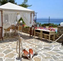 -50% -50% -50% -50% -50% Μονόκλινο θέα βουνό 285 365 475 605 725 825 1008 1155 3ο άτομο χωράει μόνο σε Executive και Deluxe Suite * 4ο άτομο ως 11 ετών χωράει μόνο σε Executive και Deluxe Suite.
