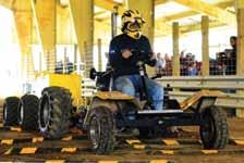 IQS הסטודנטים תכננו ובנו את הרכב במסגרת לימודיהם בקורס של פרופסור יצחק שמולביץ מהפקולטה להנדסה אזרחית וסביבתית.