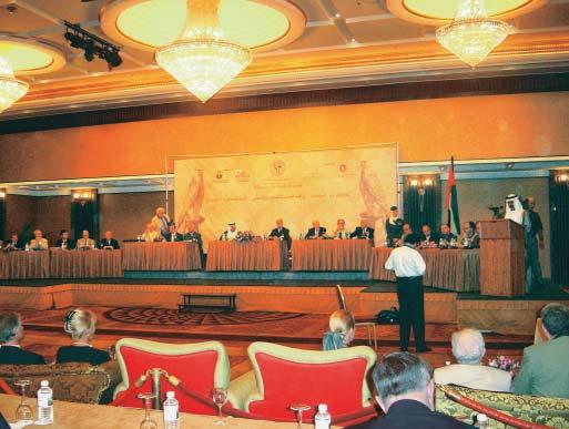 PO LOVSKEM SVETU 52. generalna skupøœina CIC Abu Dhabi (Zdruæeni arabski emirati), 2005 Letoønja Generalna skupøœina CIC (Mednarodnega sveta za lovstvo in ohranitev divjadi), ki je bila od 12. do 16.