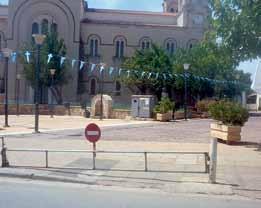 (Καφετέρια) 3 Μάνδρα. (Ψησταριά) 4 Μάνδρα. (πλατεία Ζερβονικόλα) 5 Αλεποχώρι. (Πιτσαρία ) 6 Αλεποχώρι. (Ταβέρνα) 7 Ψάθα. (Ταβέρνα) 8 Πόρτο Γερμενό. (Φούρνος) 9 Βίλια. (Ταβέρνα) 10 Βίλια.