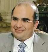س ابق (المملكة المتهدة) الش يخ فيص ل بن خالد القاس مي ابن حاكم الش ارقة الراحل الش يخ خالد بن مهمد