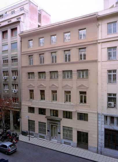 155 m 2 Σοφοκλέους 2 Πειραιώς 33 1.