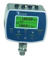 2 la 2V, -2 la 20V Pompă pentru simulare presiune Externa ( manuala ) Unităţi de măsură bar, psi mbar,bar,mpa, kpa, psi bar,pa,psi,kg/m 2,mmH 2 O, Torr,atm,lb/ft 2,inH 2 O,mmHg, Alimentare 3 x AA 4 x