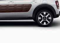 CRÉATIVE TECHNOLOGIE Povprečna poraba goriva: 3,2 4,6 l/100 km, emisije CO 2 : 82 107 g/km, emisijska stopnja EURO 5 in EURO 6, specifične emisije dušikovih oksidov 0,0258 0,1216 (NOx).