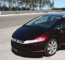 FCX modelis, kurio pagrindu kuriama transporto priemonò, varoma vandeniliu. Tikòtina, kad jau kitais metais Honda gamintojai naujà model pardavinòs Japonijoje ir JAV.