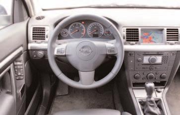 Gražiai atrodo salono apdailos detalės Į MONDEO telpa sunkiausias krovinys Mondeo gali veïti sunkiausià krovin 580 kg.