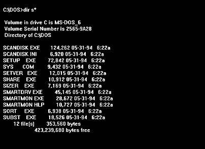 Exemple de SO MS-DOS (Microsoft Disk Operating System)-1981: SO pe baza de comenzi, deseori prescurtat ca DOS; dezvoltat de Microsoft