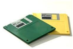 Pot fi: read-only: DVD-ROM; write-once: DVD-R; rewritable:
