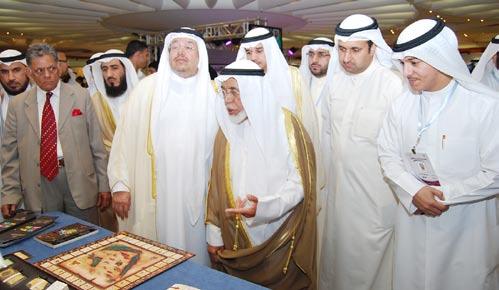 وتابع احلماد قائال:»لقد أدركت الكويت أهمية احلاجة للتعليم الديني نظرا ملا ملسته من تأثيره العميق في املجتمع خالل العقود املاضية فجعلت على رأس اهتمامها بناء املراكز التعليمية التربوية والشرعية التي ال