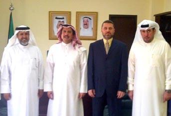 واالستقرار في مملكة البحرين الشقيقة وحتقيق ذلك بالتنسيق مع قيادتها متمنيا سموه ململكة البحرين وشعبها الشقيق كل العزة والرفعة واالزدهار.