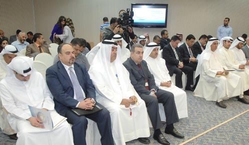 وأضاف املرزوق خالل املؤمتر الصحافي الذي عقد عقب عموميتي البنك العادية وغير العادية أمس بنسبة حضور %.