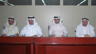 اقتصاد الثالثاء مارس الشركة أطلقت برنامج إدارة الكفاءات الداخلية»زين«: آفاق جديدة في صناعة القيادات الشابة أعلنت شركة زين أنها تعتز بطاقاتها البشرية وتعطي هذا القطاع أولوية وأهمية خاصة وعلى هذا